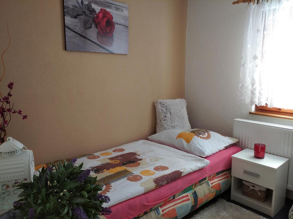 Chalupa Nove Hrabeci Villa Sluknov ภายนอก รูปภาพ