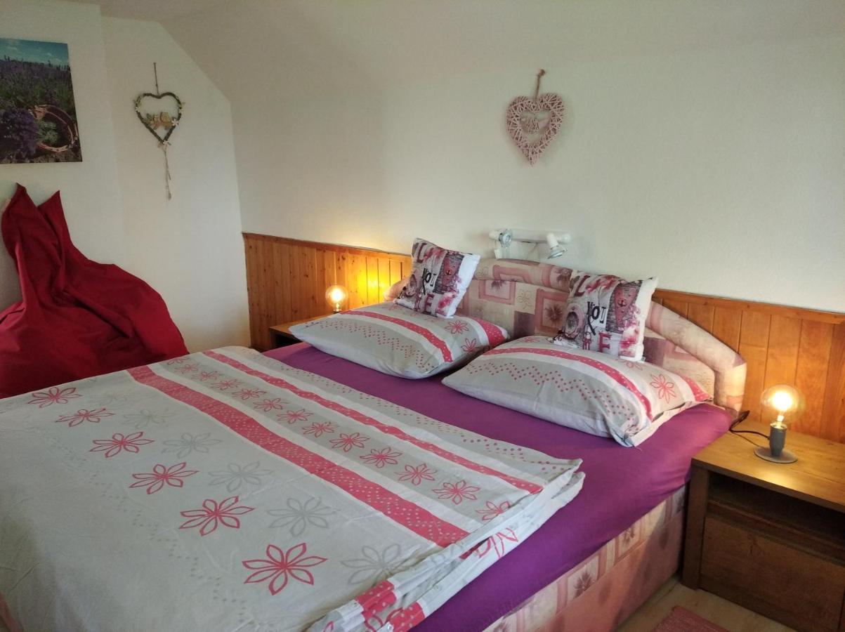 Chalupa Nove Hrabeci Villa Sluknov ภายนอก รูปภาพ