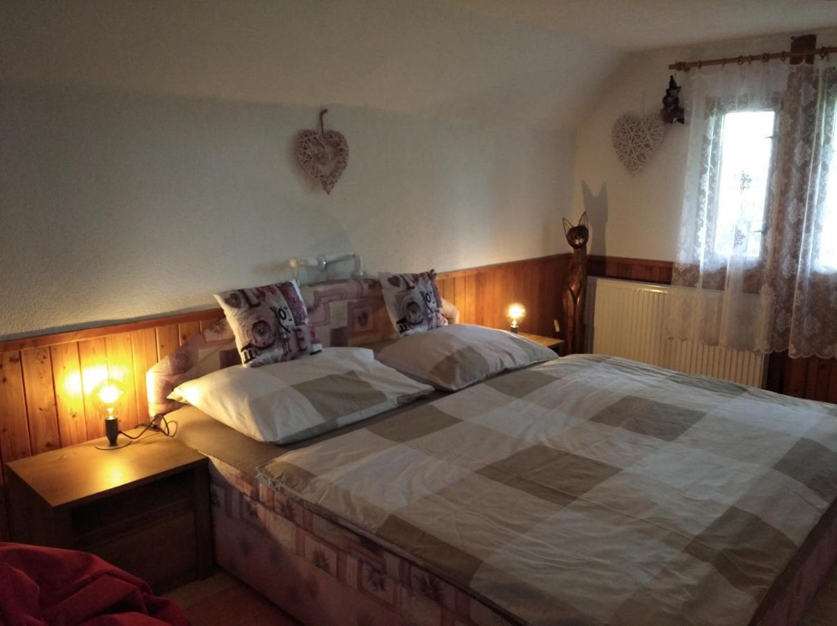 Chalupa Nove Hrabeci Villa Sluknov ภายนอก รูปภาพ