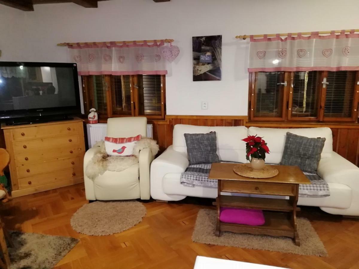 Chalupa Nove Hrabeci Villa Sluknov ภายนอก รูปภาพ