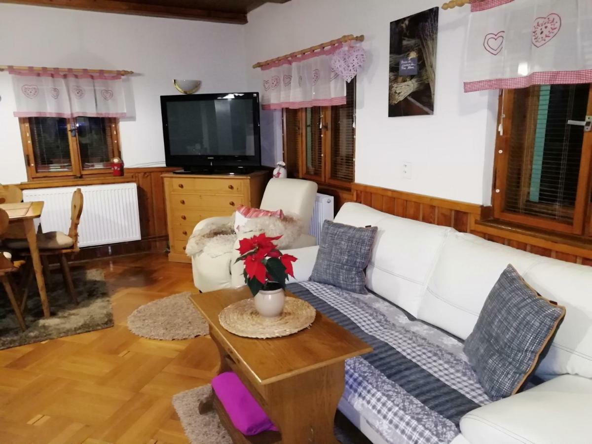 Chalupa Nove Hrabeci Villa Sluknov ภายนอก รูปภาพ